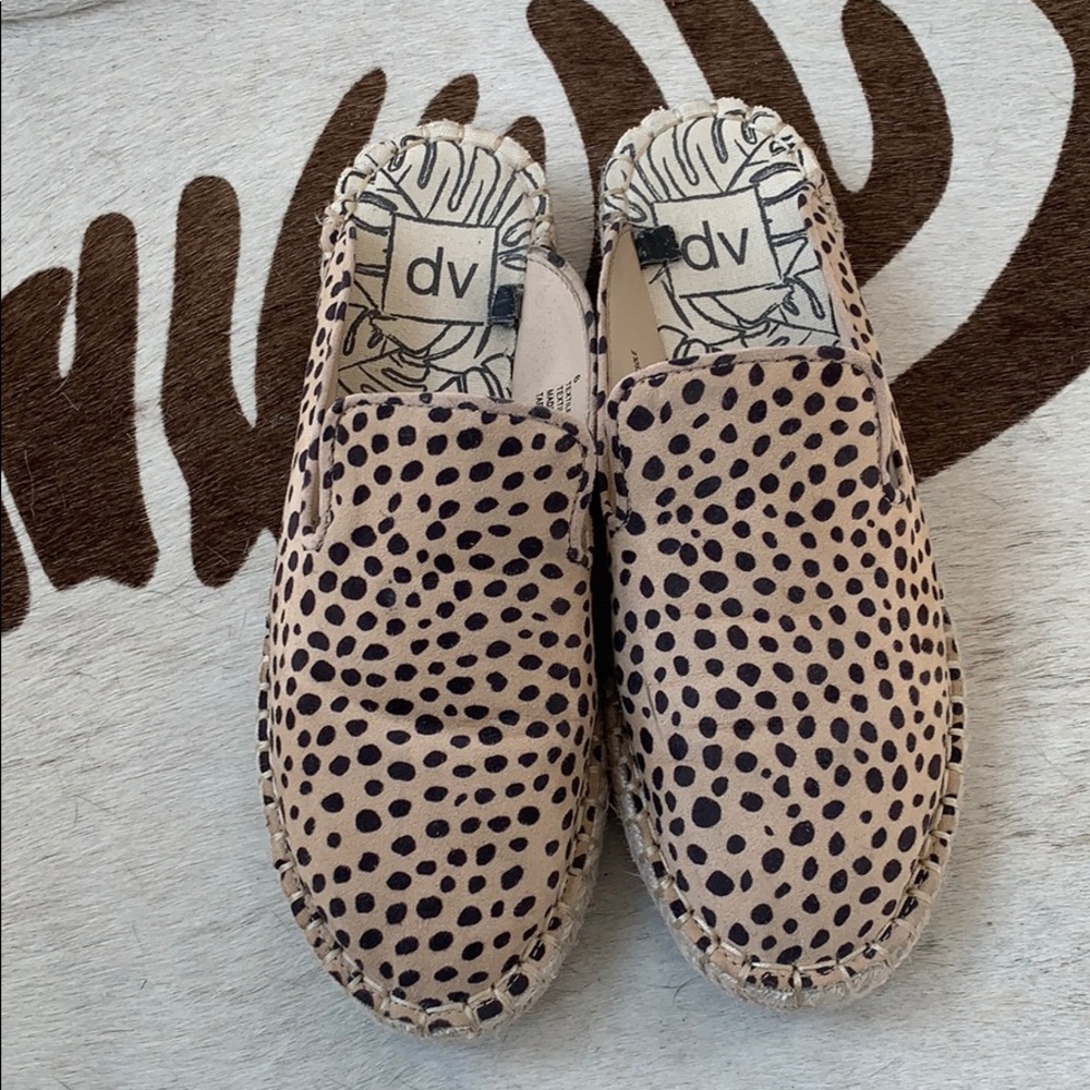 DV espadrille slides